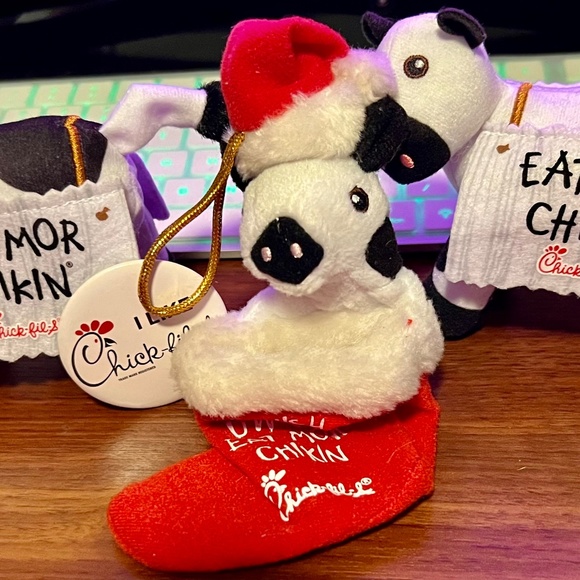 Chic-Fil-A collectable toys - Picture 1 of 6